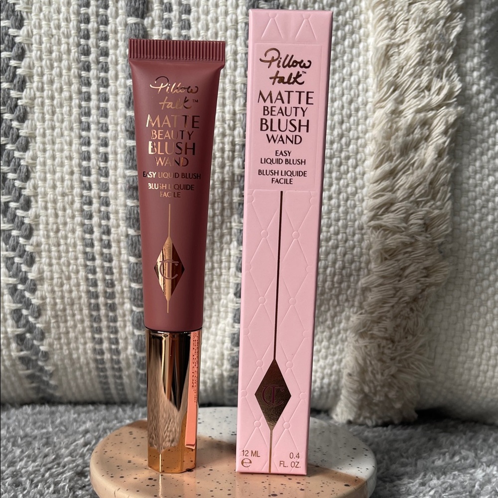 Charlotte Tilbury Matte - Beauty Blush Wand - Pillow Talk